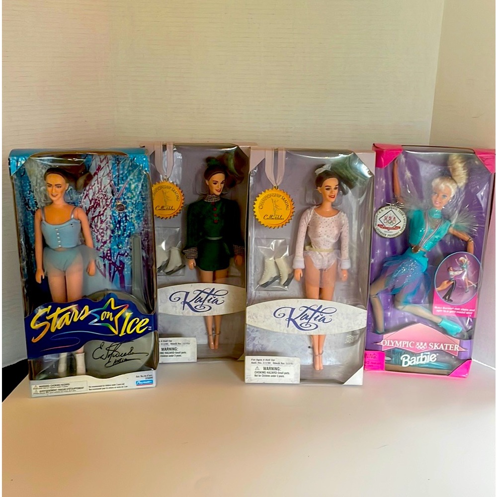 Set of 4 Vintage Figure Skating Dolls!